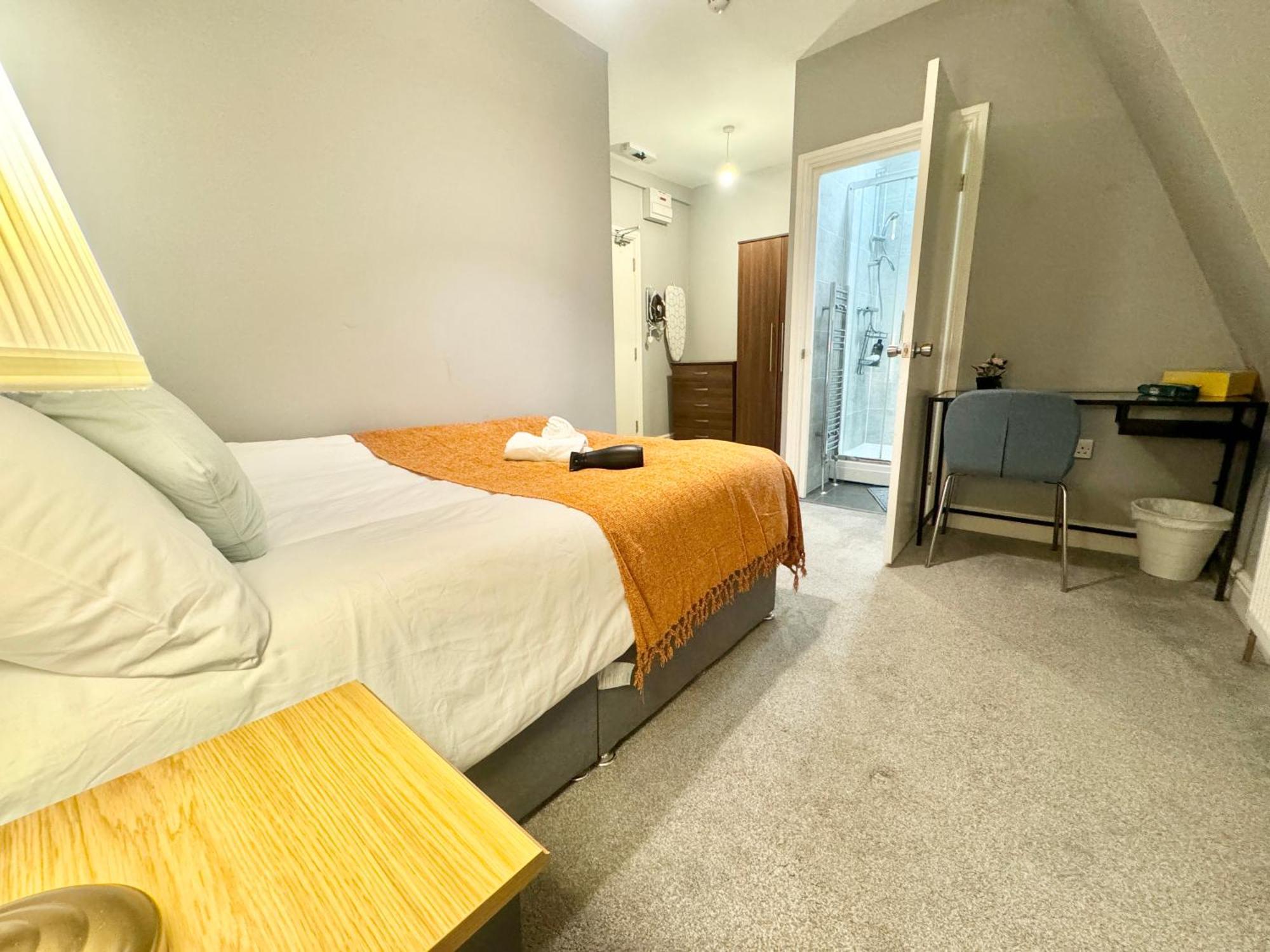 לונדון Modern En-Suite Rooms By Finsbury Park Station 8 Mins To King'S Cross By Tube מראה חיצוני תמונה