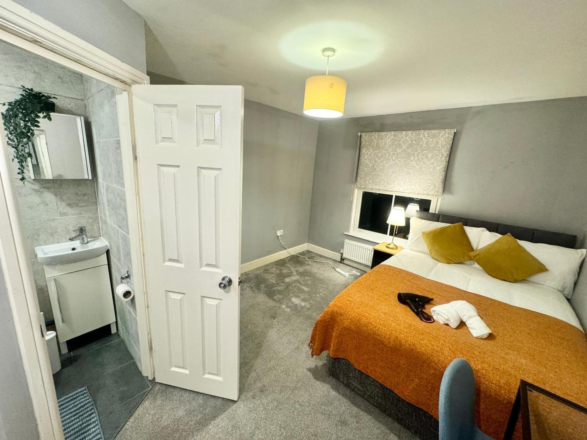 לונדון Modern En-Suite Rooms By Finsbury Park Station 8 Mins To King'S Cross By Tube מראה חיצוני תמונה