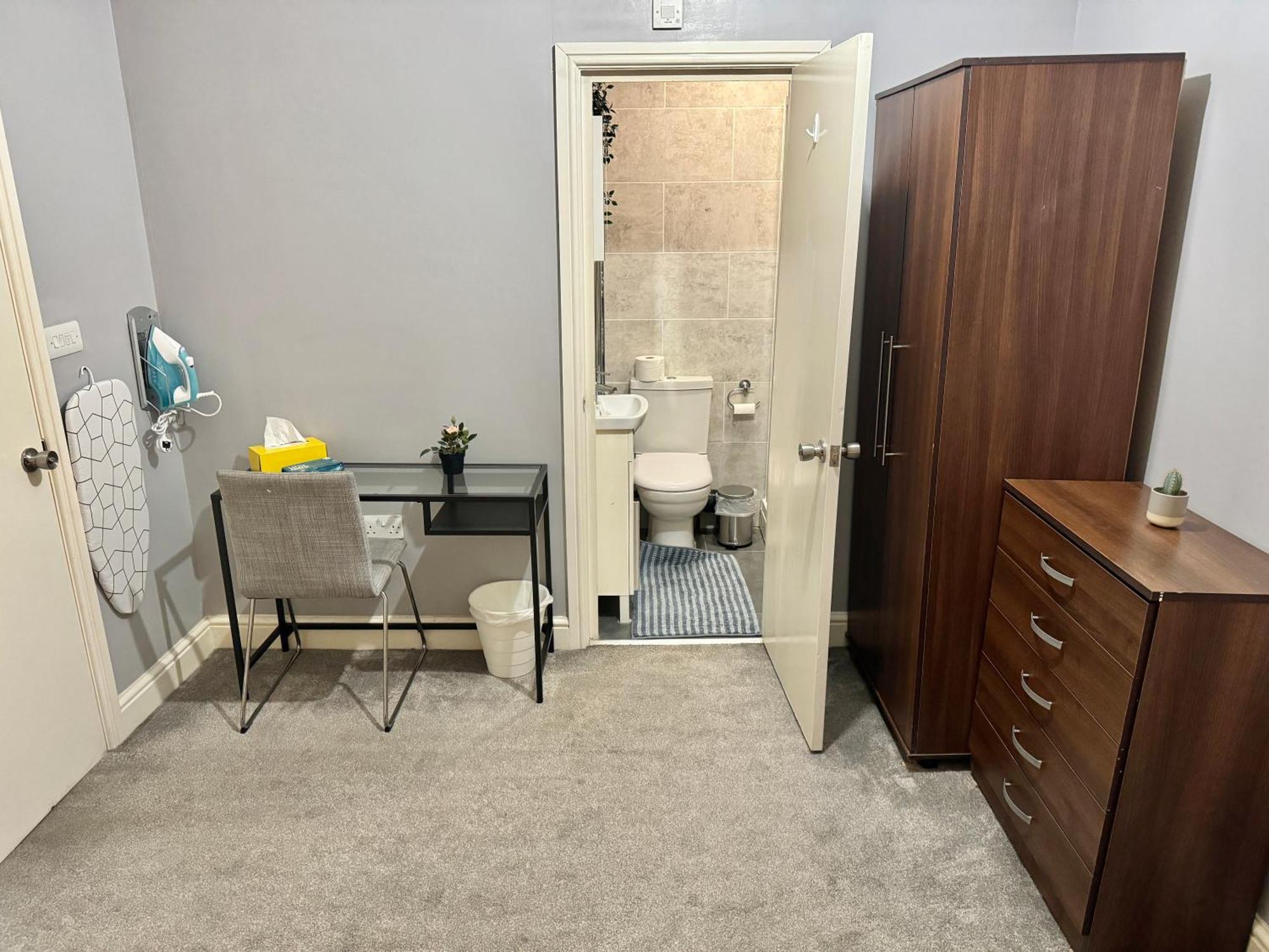 לונדון Modern En-Suite Rooms By Finsbury Park Station 8 Mins To King'S Cross By Tube מראה חיצוני תמונה