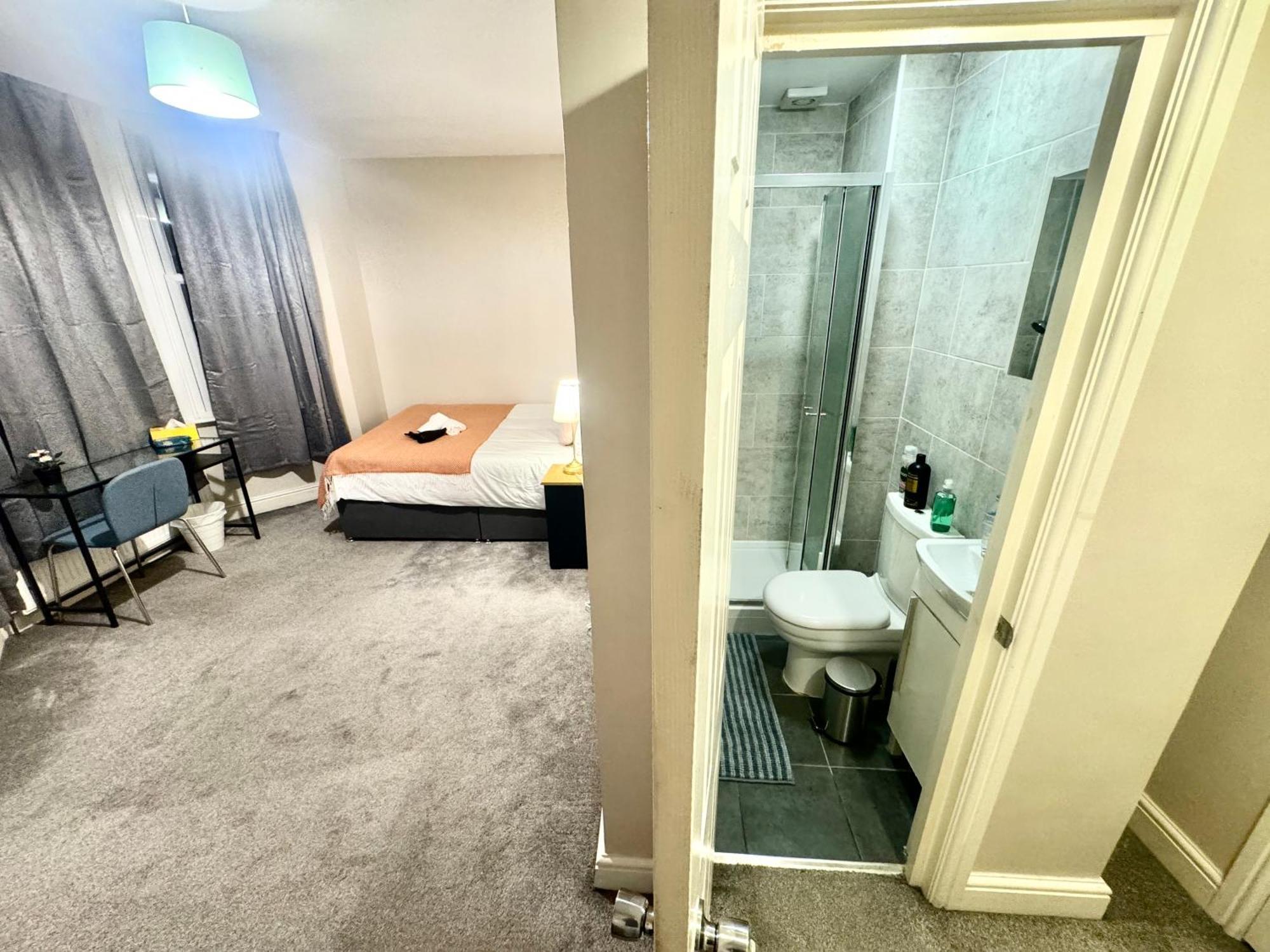 לונדון Modern En-Suite Rooms By Finsbury Park Station 8 Mins To King'S Cross By Tube מראה חיצוני תמונה