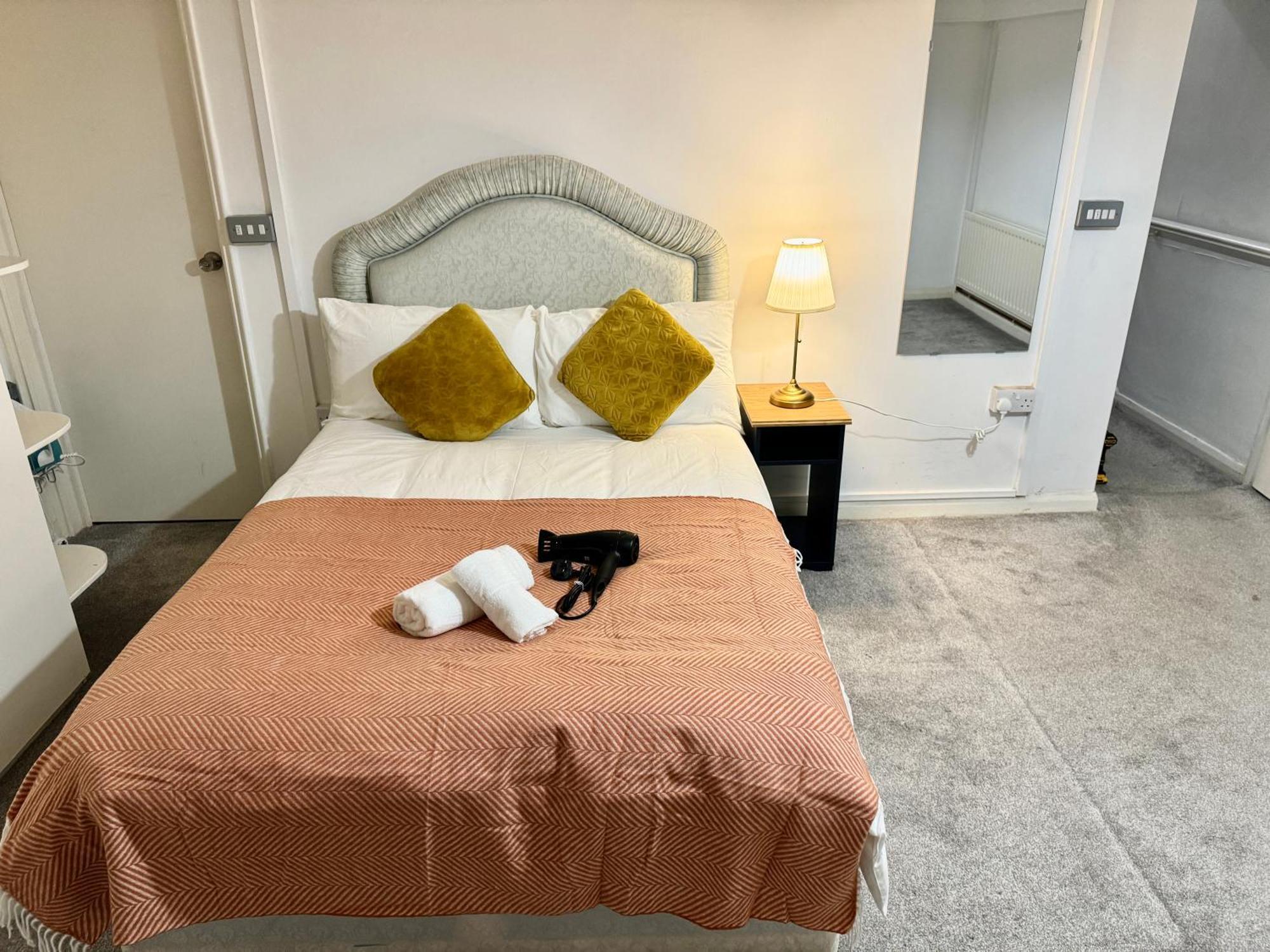 לונדון Modern En-Suite Rooms By Finsbury Park Station 8 Mins To King'S Cross By Tube מראה חיצוני תמונה